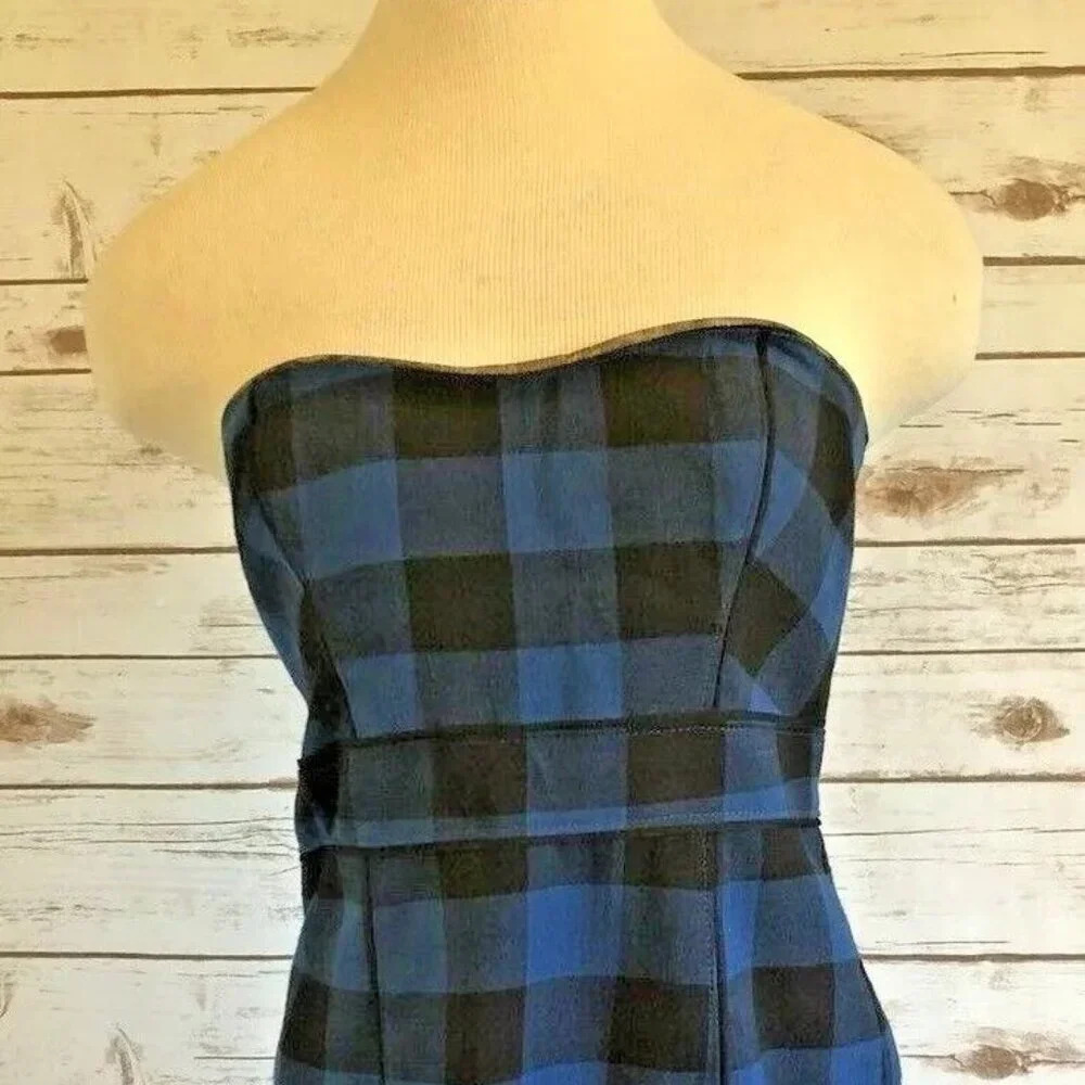 AMERICAN EAGLE Women Strapless Lined Knee Length Plaid Blue/Black Dress Size 6